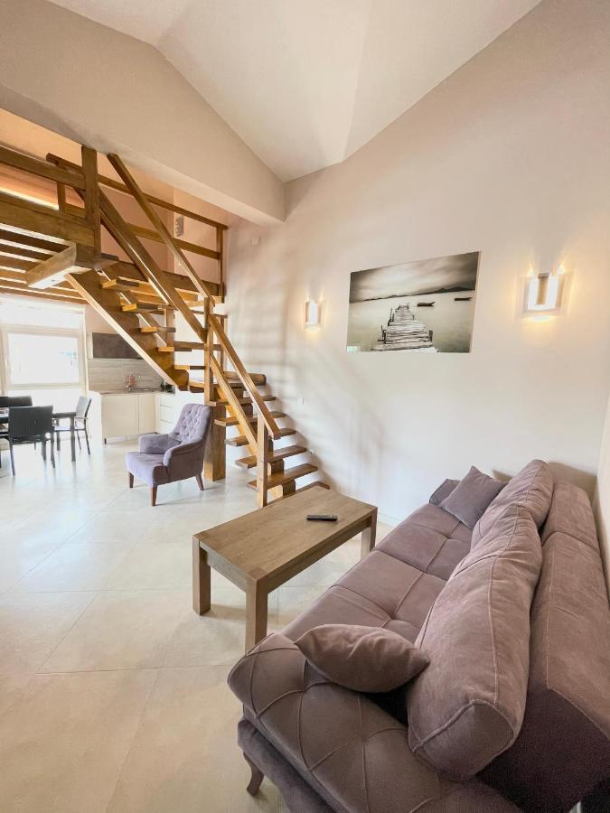 Apartments Harris Ulcinj Exterior photo
