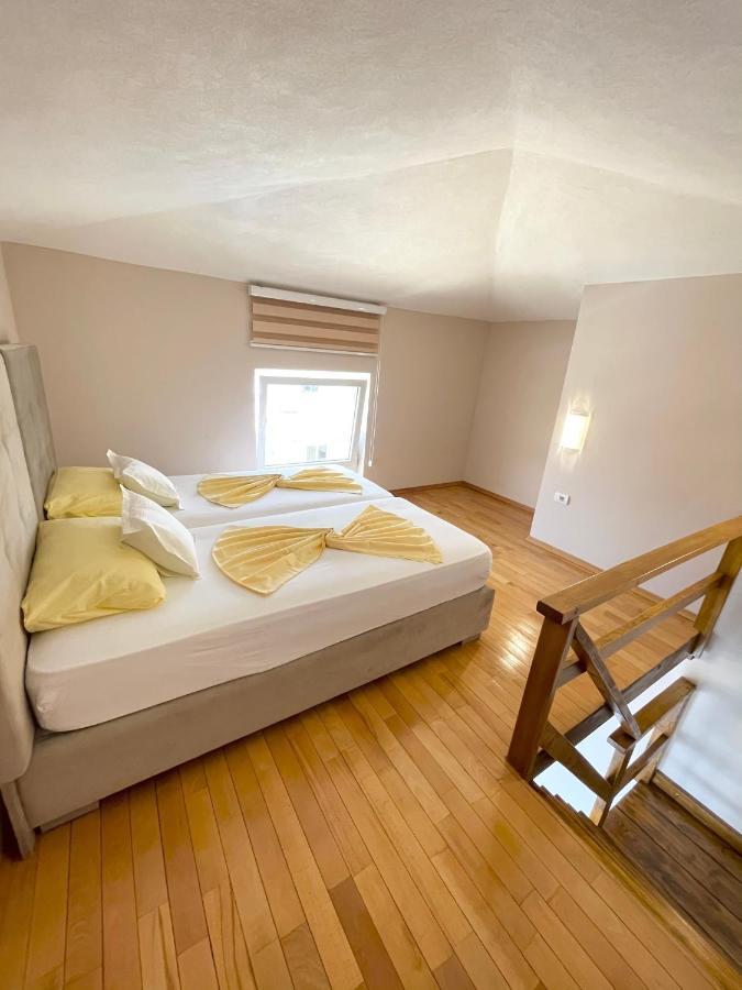 Apartments Harris Ulcinj Exterior photo