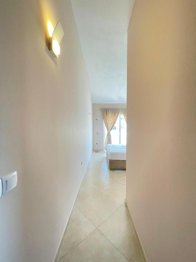 Apartments Harris Ulcinj Exterior photo