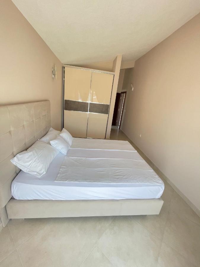 Apartments Harris Ulcinj Exterior photo
