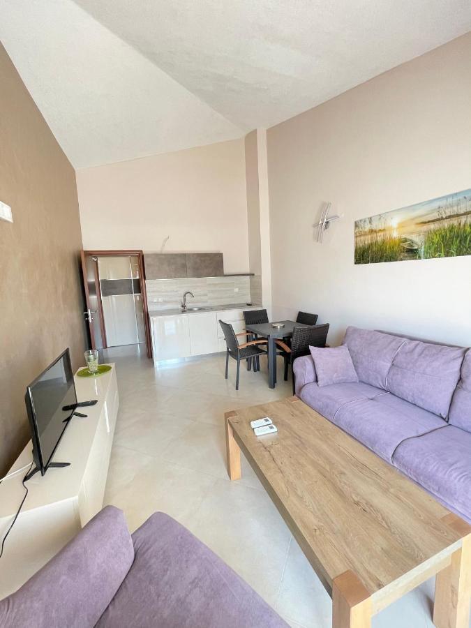 Apartments Harris Ulcinj Exterior photo