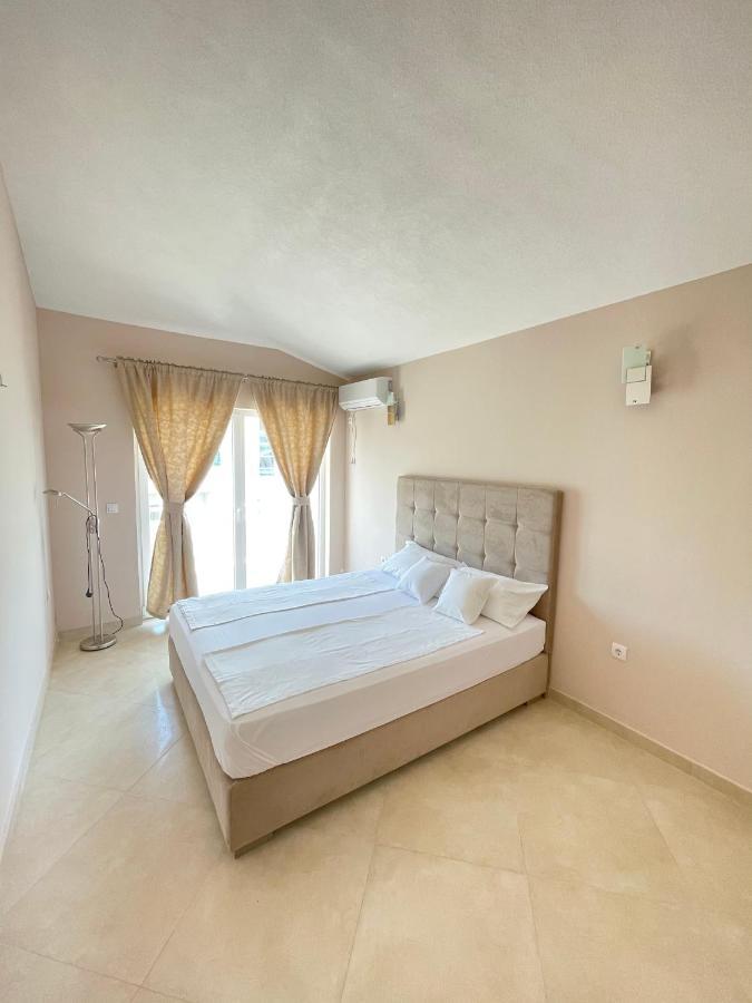 Apartments Harris Ulcinj Exterior photo