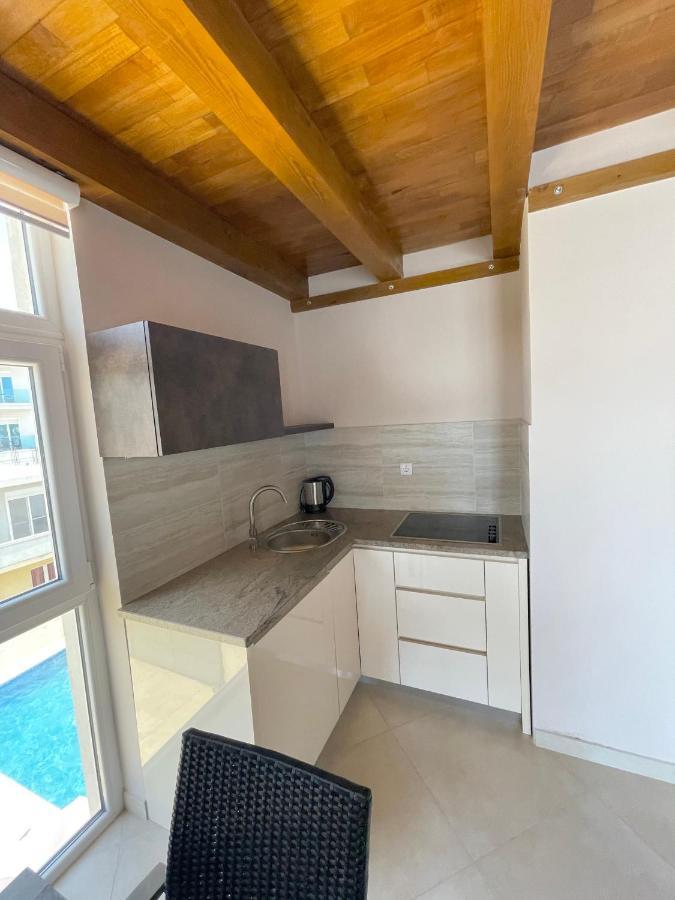 Apartments Harris Ulcinj Exterior photo