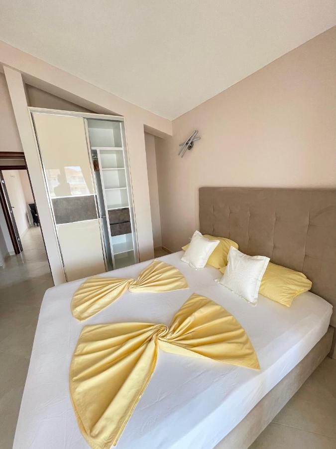 Apartments Harris Ulcinj Exterior photo