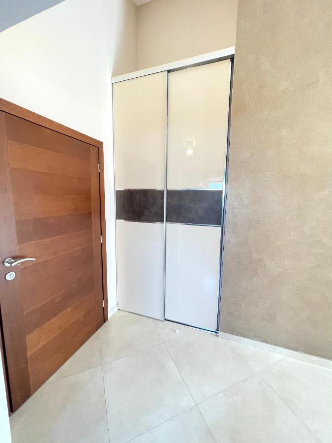 Apartments Harris Ulcinj Exterior photo