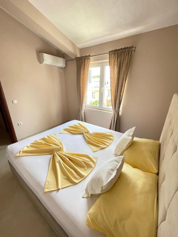 Apartments Harris Ulcinj Exterior photo